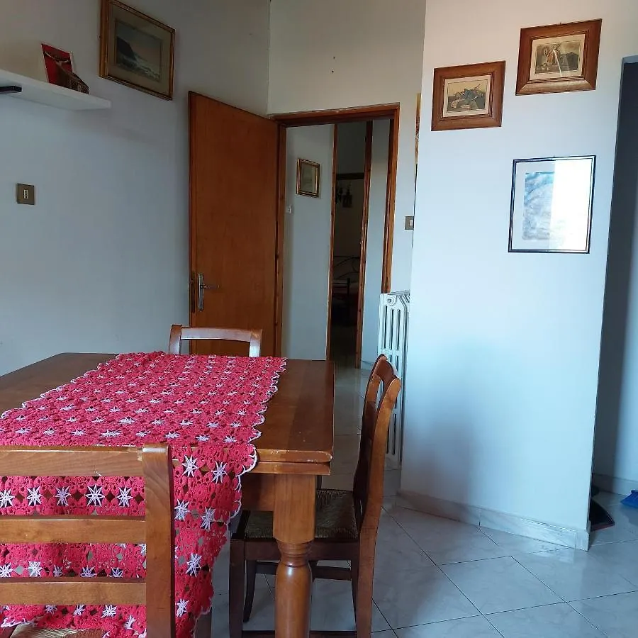 Apartment Appartamento A Due Passi Dal Mare A Quercianella Italy